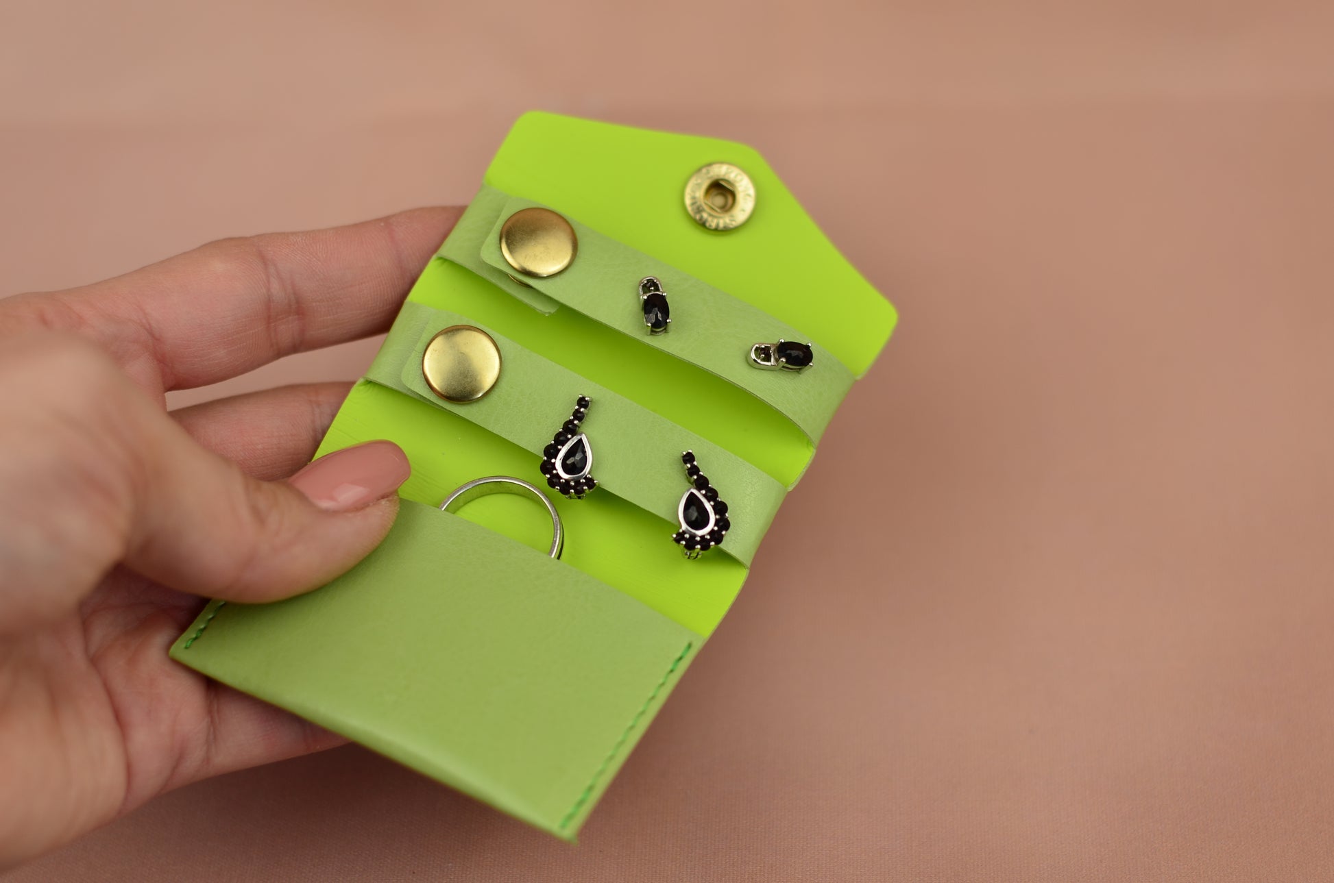 Close‑up view of details for jewelry organizer